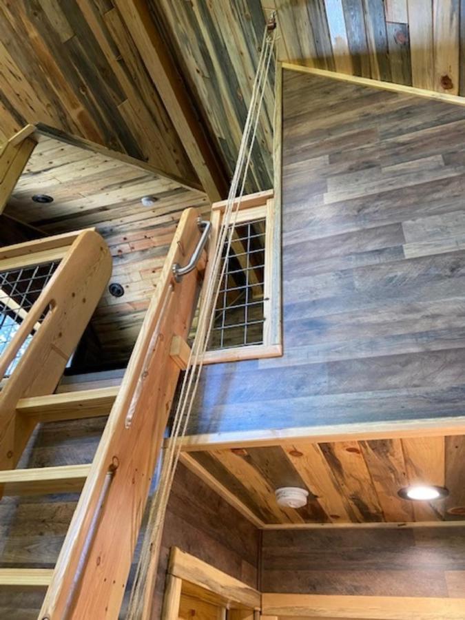 Ridgewalk Treehouse Bed & Breakfast Angel Fire Exterior foto