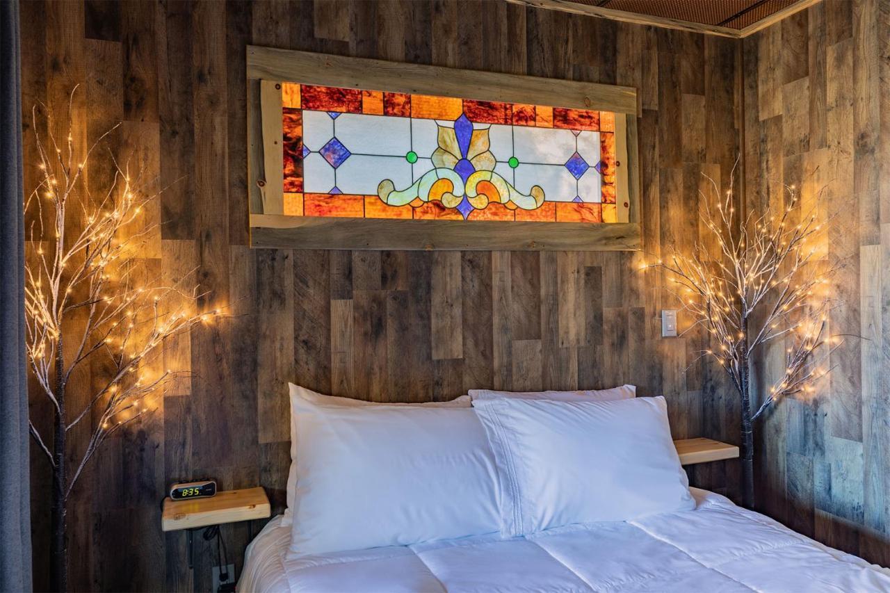 Ridgewalk Treehouse Bed & Breakfast Angel Fire Exterior foto