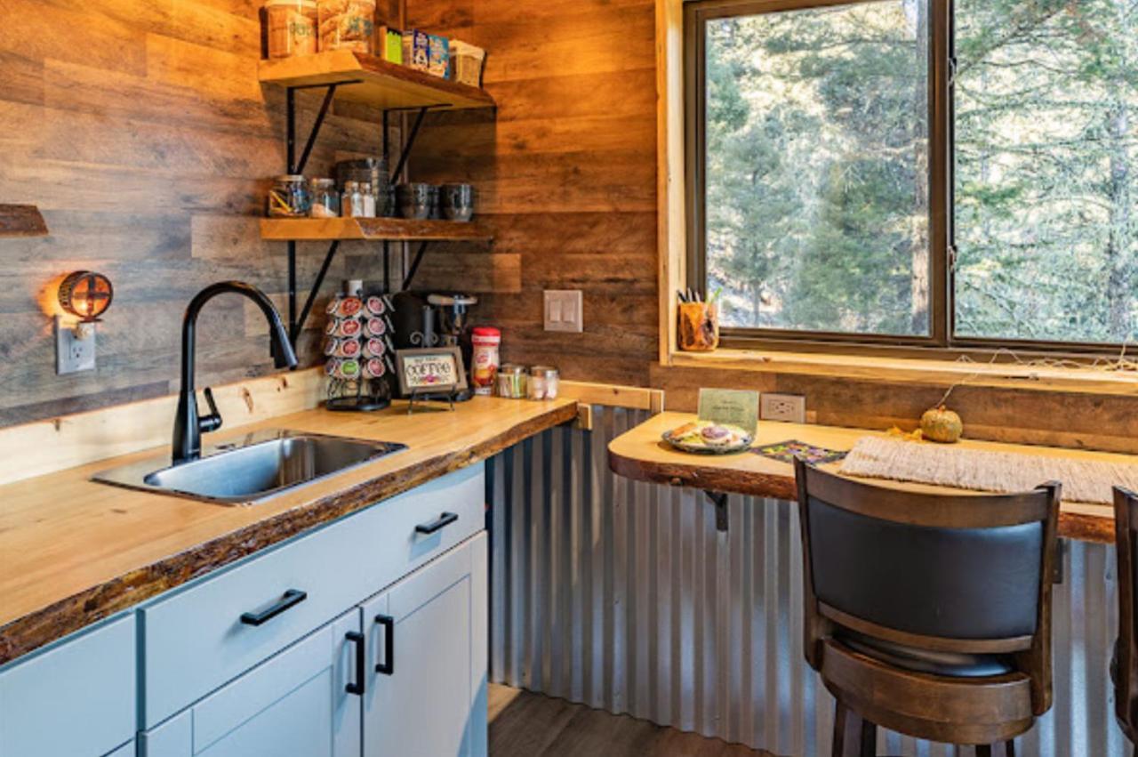 Ridgewalk Treehouse Bed & Breakfast Angel Fire Exterior foto